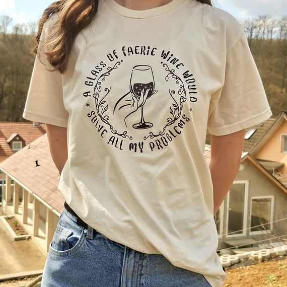 A Glass of Faerie Wine póló - M